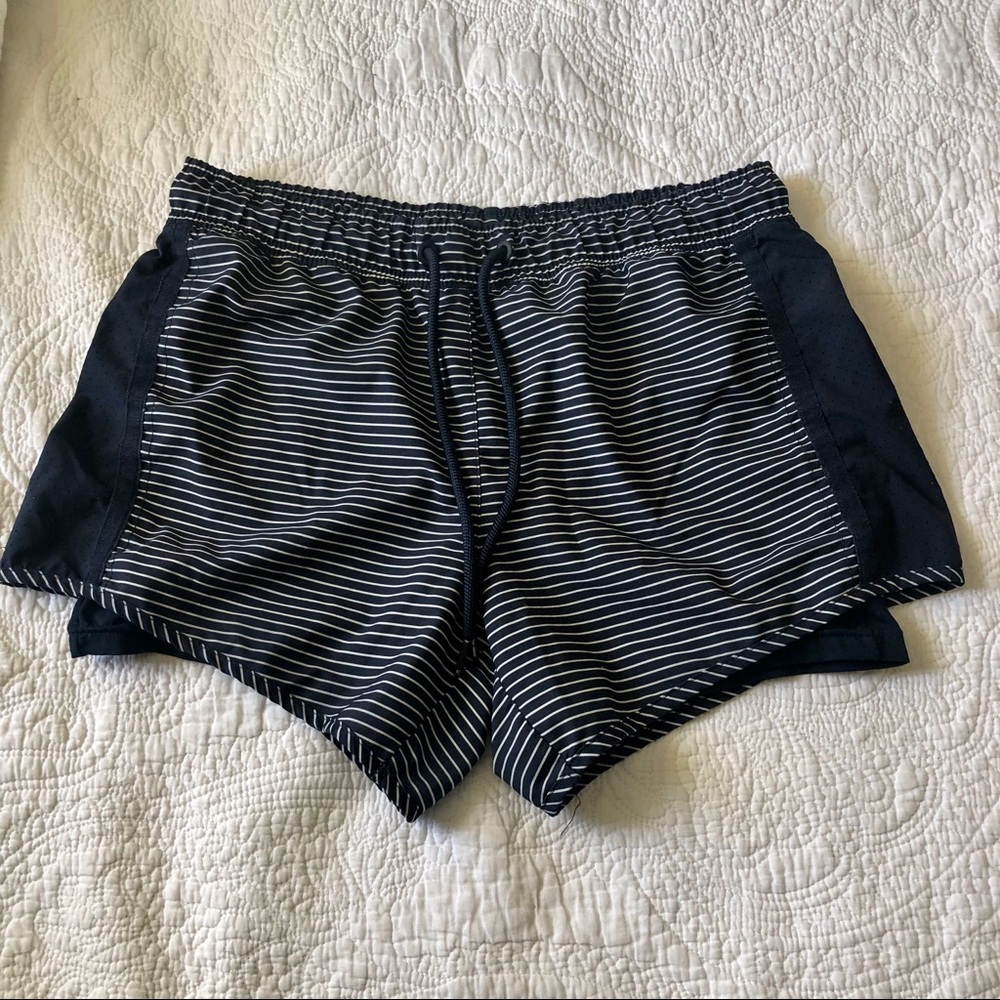 Athletic shorts